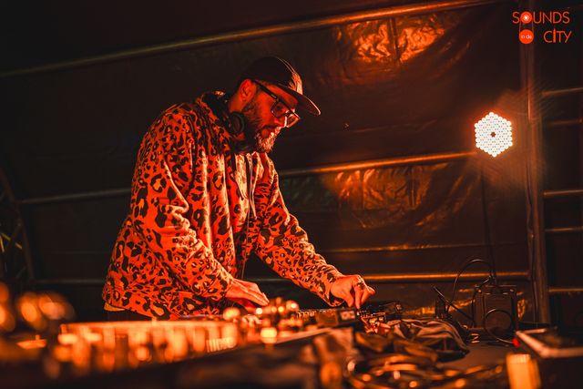 Allen Rosa - Lara Decker