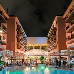 Jurerê Beach Village. Foto Atthualpa Neto