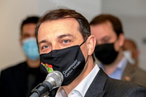 Moisés, por Mauricio Vieira