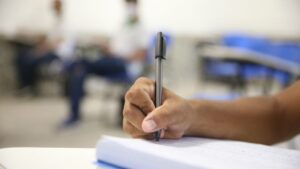 Estudantes