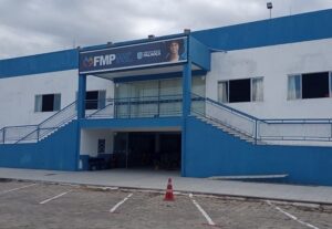 IMG-