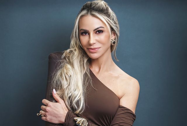 Elainne 04