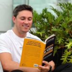 Lucas Schweitzer lança livro sobre os sete níveis da vida empreendedora